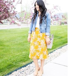 Evereve by Renee C. floral skirt